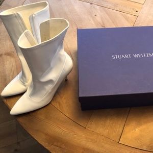 Stuart Weitzman White Patent Clingy Boots 9.5